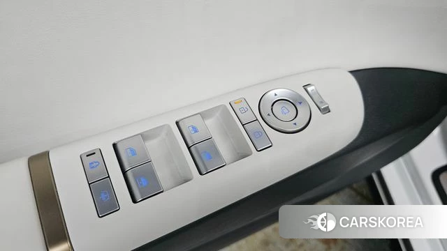 Hyundai Grandeur Hybrid (GN7) id 4735063 из Кореи 8