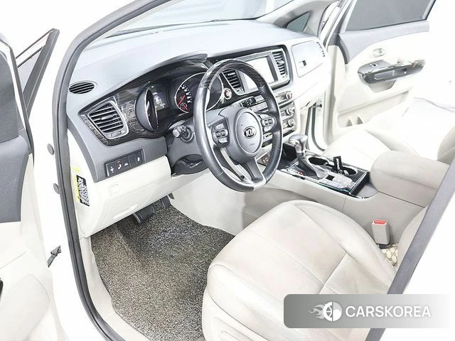 Kia The New Carnival id 5035713 из Кореи 8