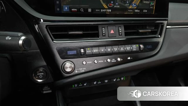 Lexus ES300h 7th generation id 4957921 из Кореи 8