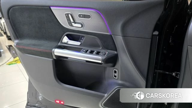 Mercedes-Benz EQA H243 id 5046133 из Кореи 8