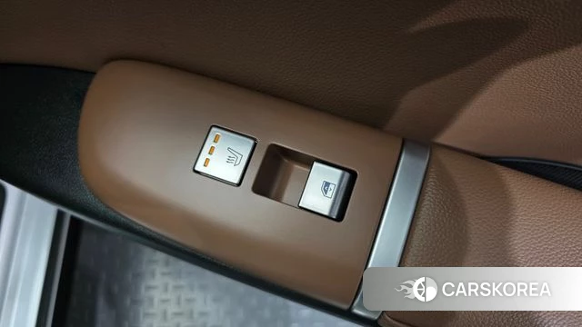 Hyundai Grandeur Hybrid (GN7) id 5039622 из Кореи 8