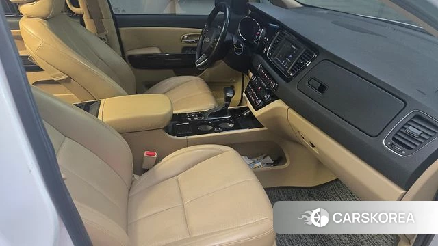 Kia The New Carnival id 5004114 из Кореи 8
