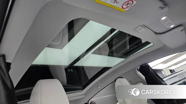 Tesla Model Y id 4892717 из Кореи 8