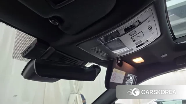 Lexus UX300h id 3538655 из Кореи 8