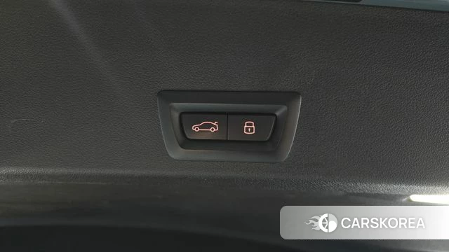 BMW XM (G09) id 4921750 из Кореи 8