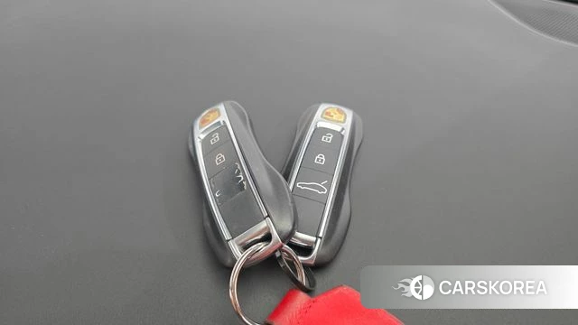 Porsche Panamera (971) id 4929848 из Кореи 8