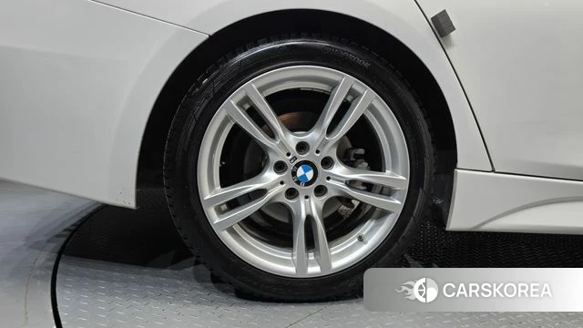 BMW 3 Series (F30) id 4988542 из Кореи 8