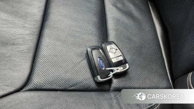 Ford Explorer 6th Generation id 3905076 из Кореи 8
