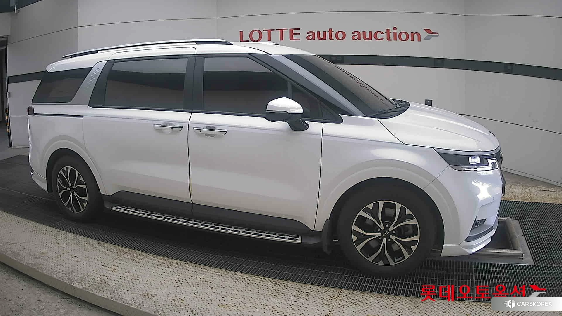 Kia Carnival id 4984741 из Кореи 8