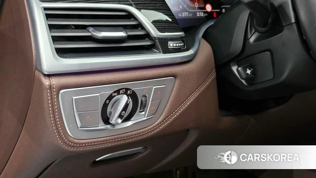 BMW 7 Series (G11) id 4959411 из Кореи 8