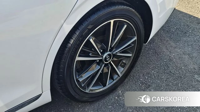 Hyundai The New Grandeur IG id 5000737 из Кореи 8