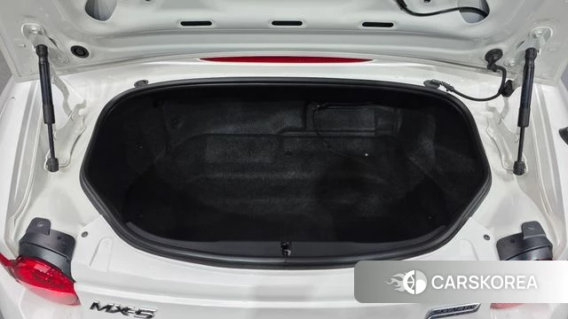 Mazda MX-5 MIATA id 4918733 из Кореи 8