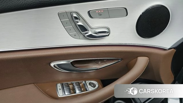 Mercedes-Benz E-Class W213 id 4922984 из Кореи 8