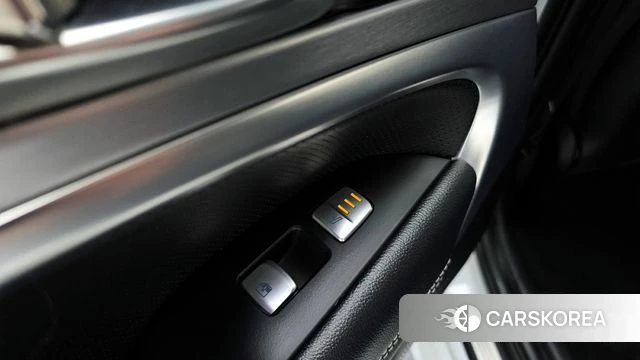 Genesis G70 id 3893342 из Кореи 8