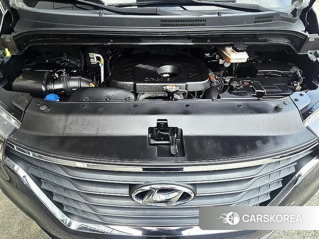 Hyundai The New Grand Starex id 5031189 из Кореи 8
