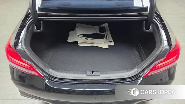 Genesis G70 id 5018328 из Кореи 8