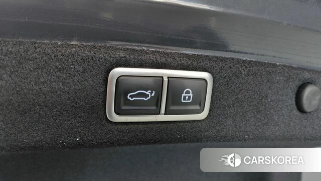 Hyundai Grandeur (GN7) id 4768470 из Кореи 8