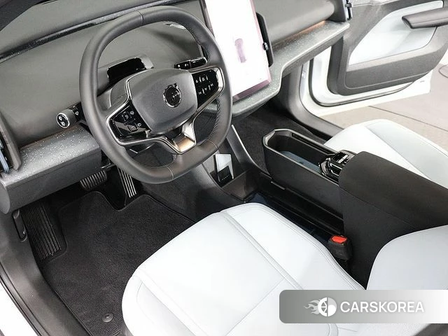 Volvo EX30 id 4928078 из Кореи 8