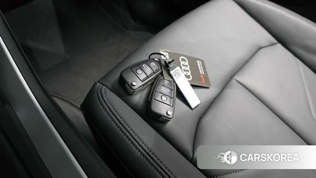 Audi Q3 (F3) id 4753011 из Кореи 8