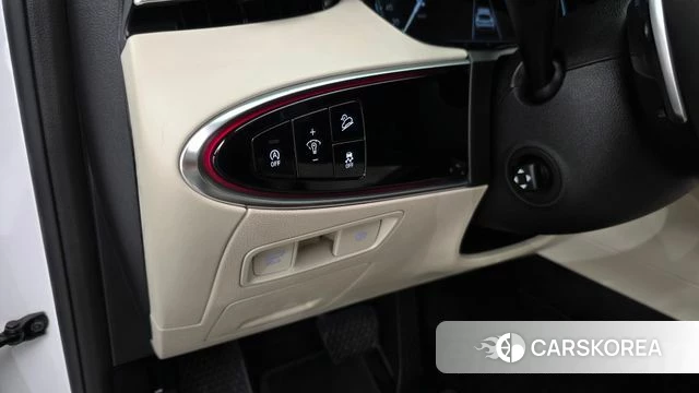 Genesis GV70 id 4981377 из Кореи 8