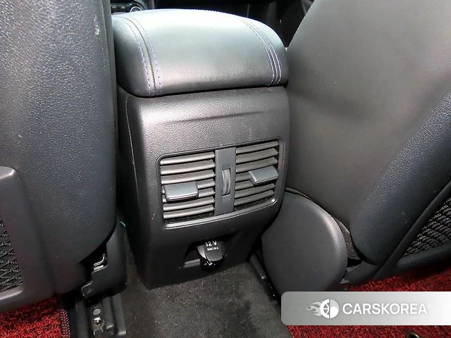 Infiniti Q30 id 4746774 из Кореи 8