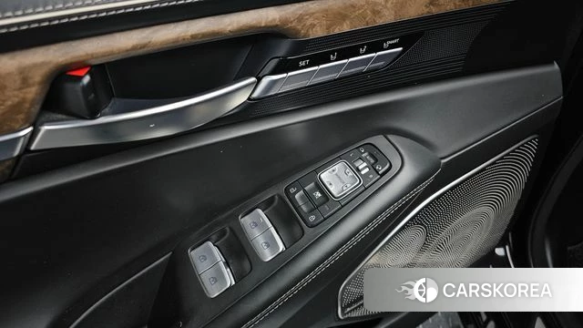 Genesis G90 id 5029076 из Кореи 8