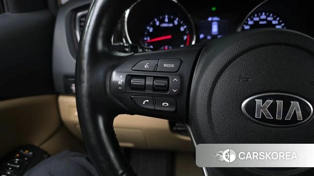 Kia The New Carnival id 5054213 из Кореи 8