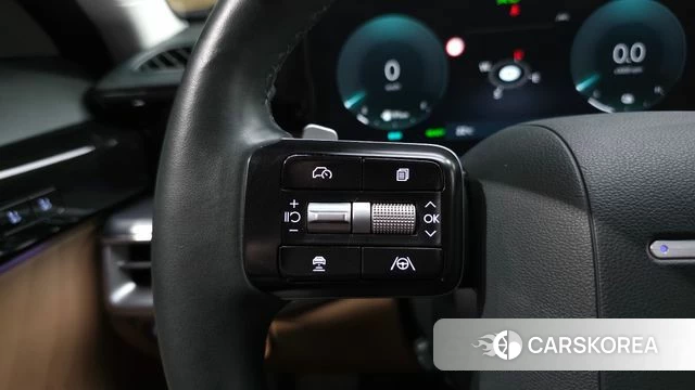 Hyundai Grandeur Hybrid (GN7) id 4991196 из Кореи 8