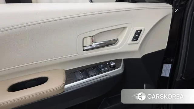 Toyota Sienna 4th Generation id 3722195 из Кореи 8