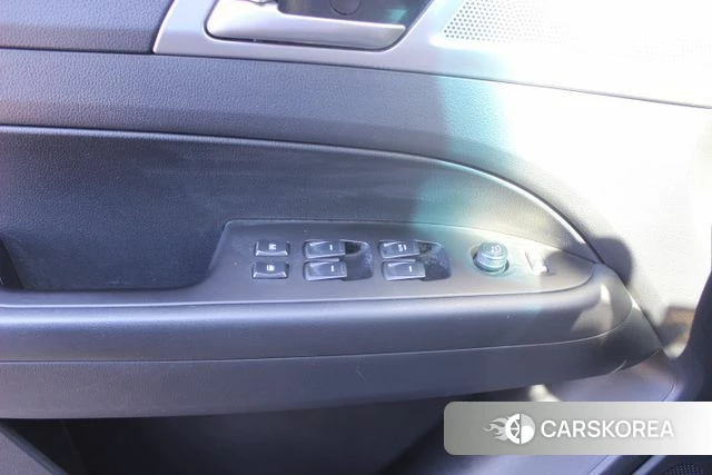 Ssangyong Rexton Sports id 4944328 из Кореи 8