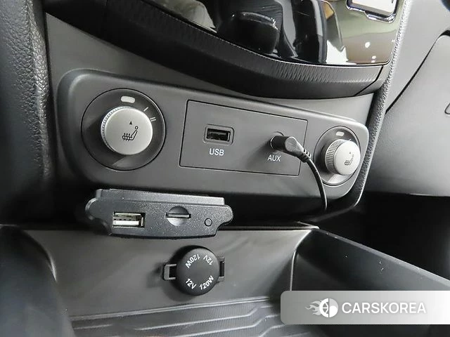 Ssangyong Tivoli Air id 5036090 из Кореи 8