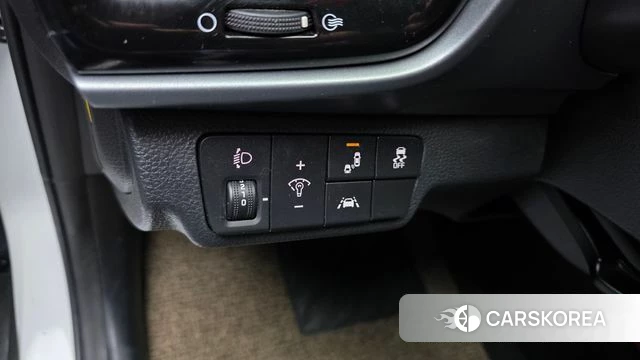 Kia Stonic id 5023204 из Кореи 8