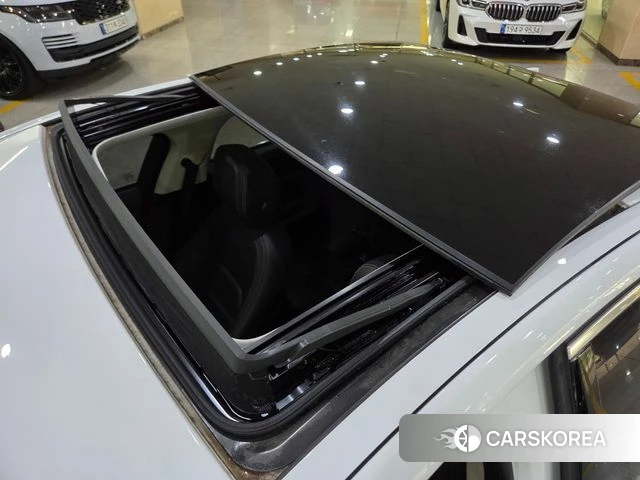 Jaguar XE id 4513215 из Кореи 8