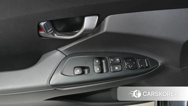 Hyundai Veloster (JS) id 4998410 из Кореи 8