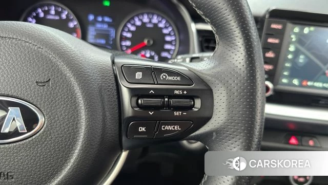 Kia Stonic id 5041895 из Кореи 8