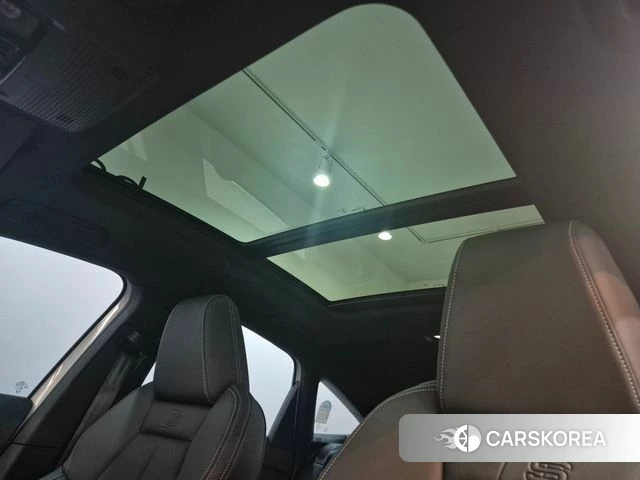 Audi Q4 e-Tron (F4) id 4979961 из Кореи 8