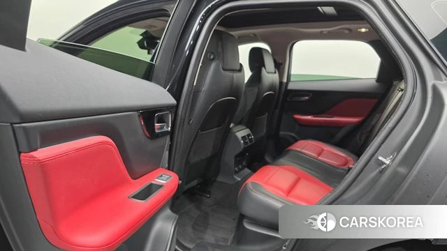 Jaguar F-PACE id 4708437 из Кореи 8