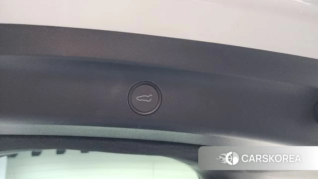 Tesla Model Y id 4400647 из Кореи 8
