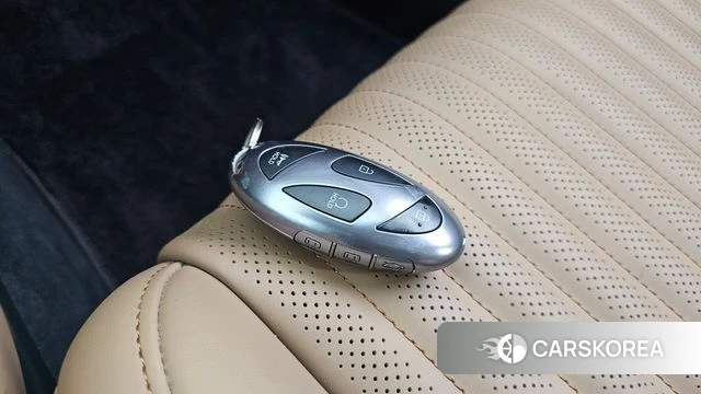 Hyundai Grandeur Hybrid (GN7) id 4995562 из Кореи 8