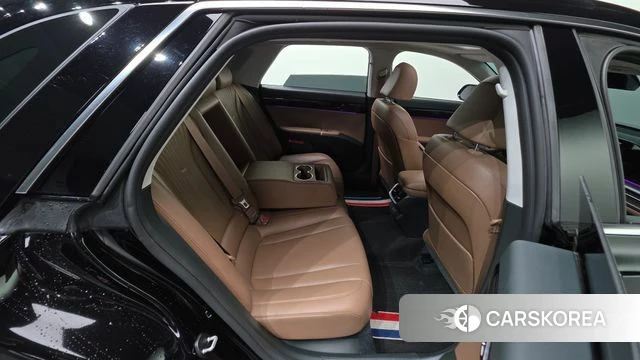 Hyundai Grandeur (GN7) id 4985896 из Кореи 8