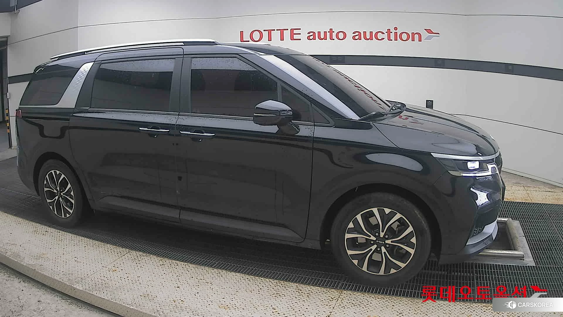 Kia Carnival id 4984636 из Кореи 8