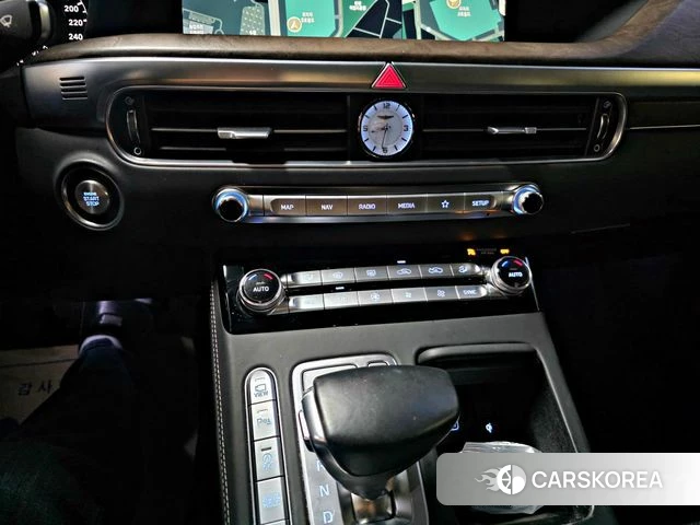 Genesis G90 id 5018675 из Кореи 8