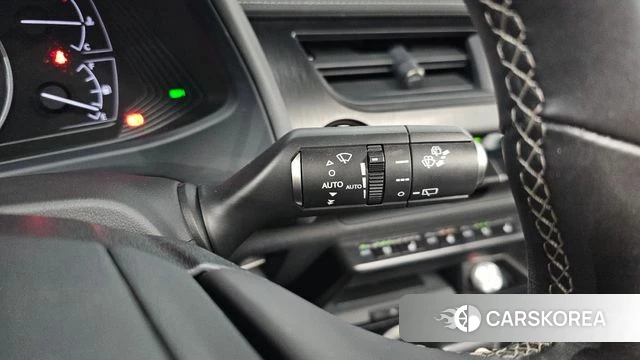 Lexus UX250h id 4987811 из Кореи 8