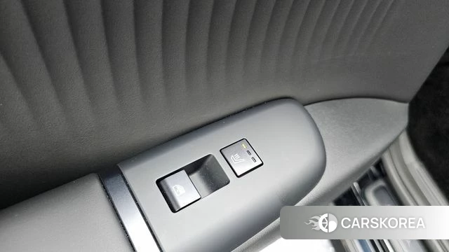 Hyundai Grandeur Hybrid (GN7) id 5001854 из Кореи 8