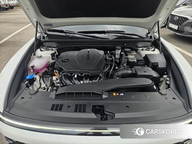 Hyundai Grandeur (GN7) id 5010998 из Кореи 8