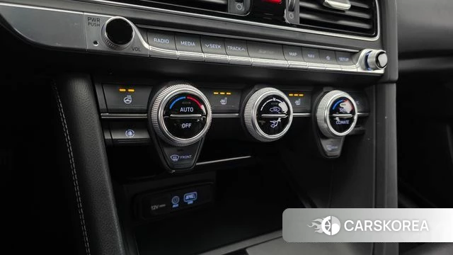 Genesis G70 id 5048018 из Кореи 8
