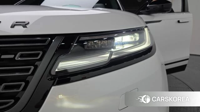 Land Rover Range Rover Velar id 4714848 из Кореи 8