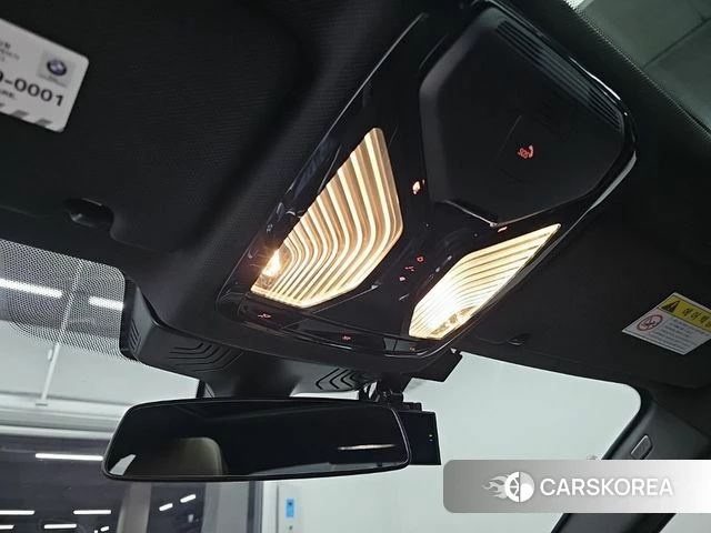 BMW 5 Series (G30) id 4937281 из Кореи 8