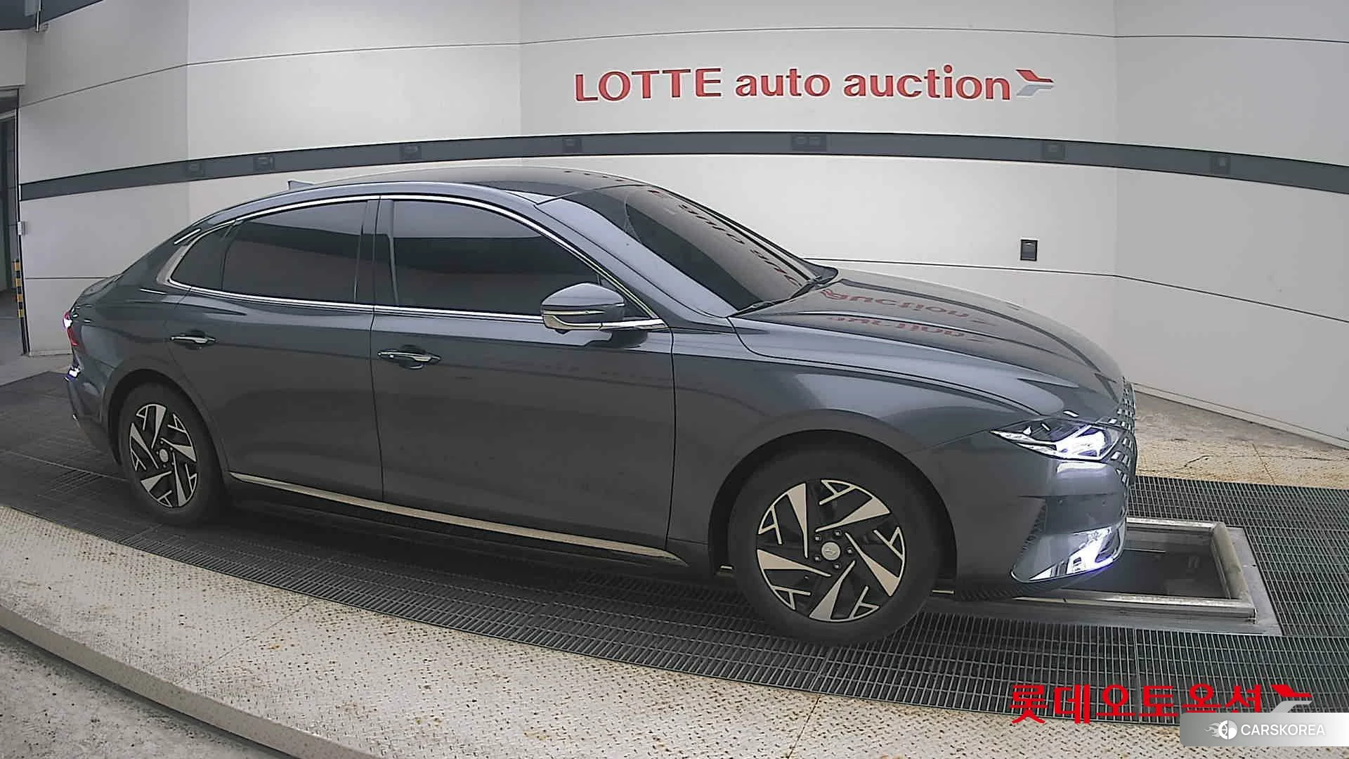 Hyundai Grandeur Hybrid id 4990061 из Кореи 8
