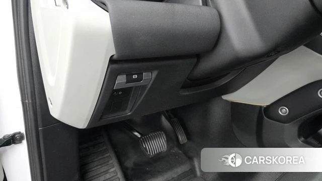 Land Rover Defender (L663) id 4992342 из Кореи 8
